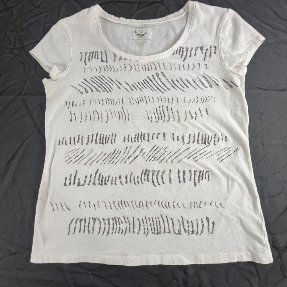 Chicos Zenergy Womens White Abstract Textured Graphic Tee Short Sleeve Size 0 S